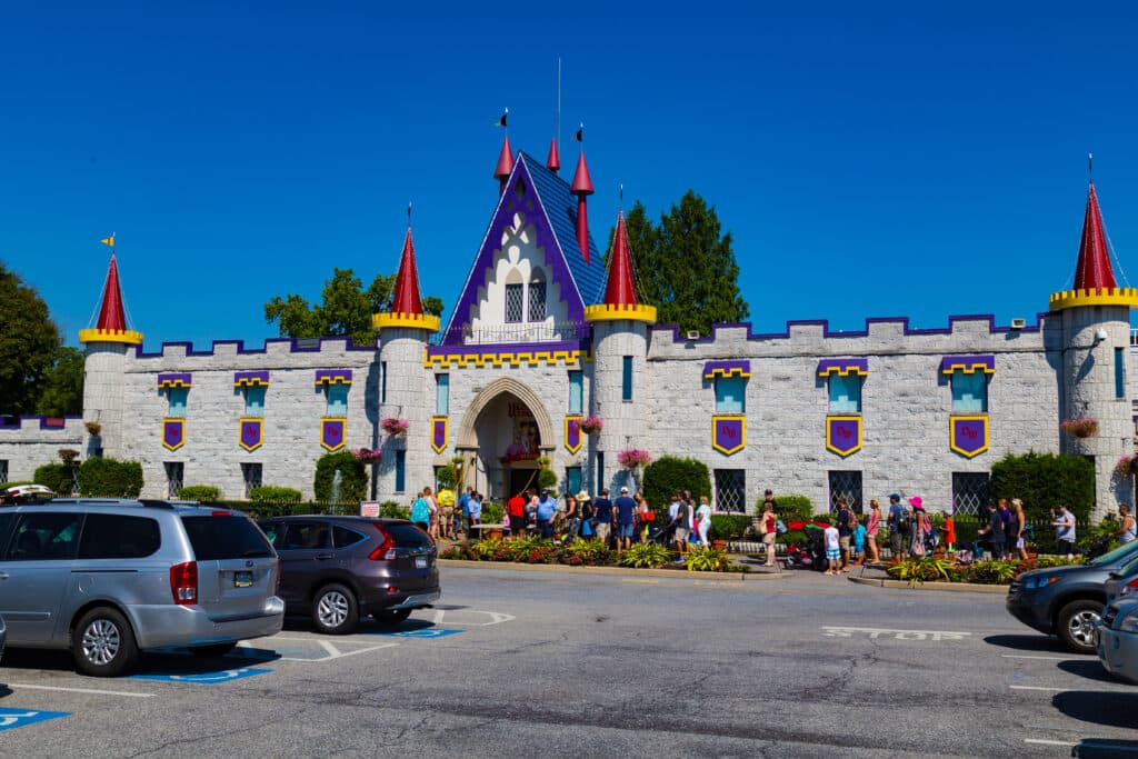 Visit Dutch Wonderland 1 The entrance to Dutch World one of the things to do near our Pennslyvania farm stay.